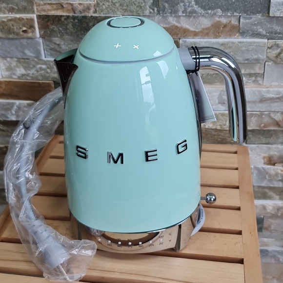 SMEG Kitchen Smeg Variable Temperature Electric Kettle Poshmark